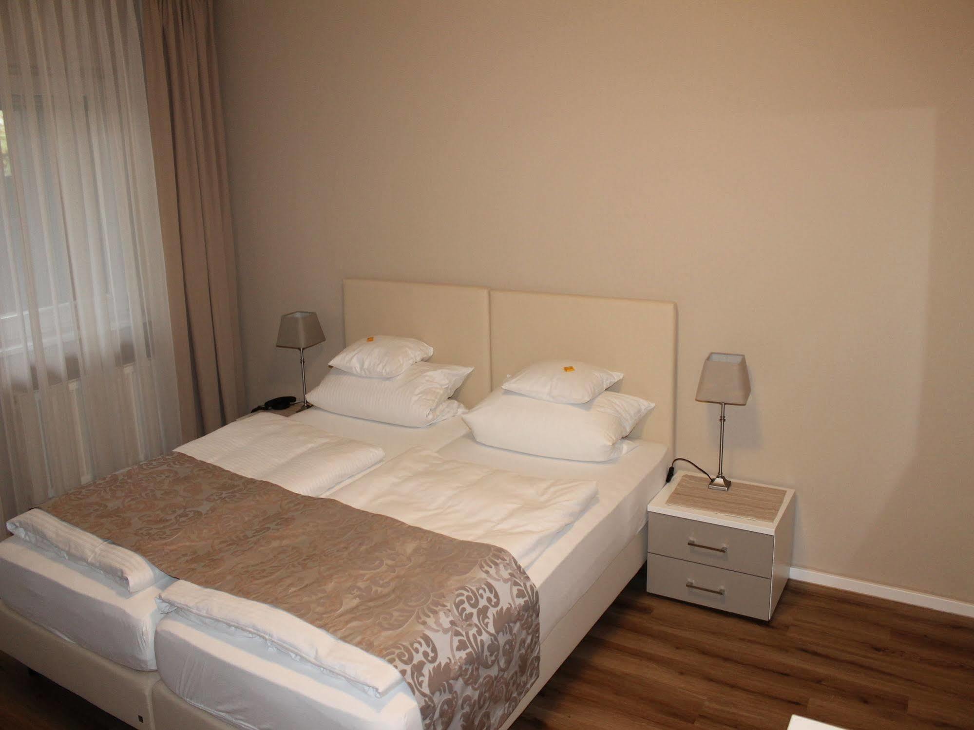 Hotel Garni Bellevue Bad Füssing Zewnętrze zdjęcie