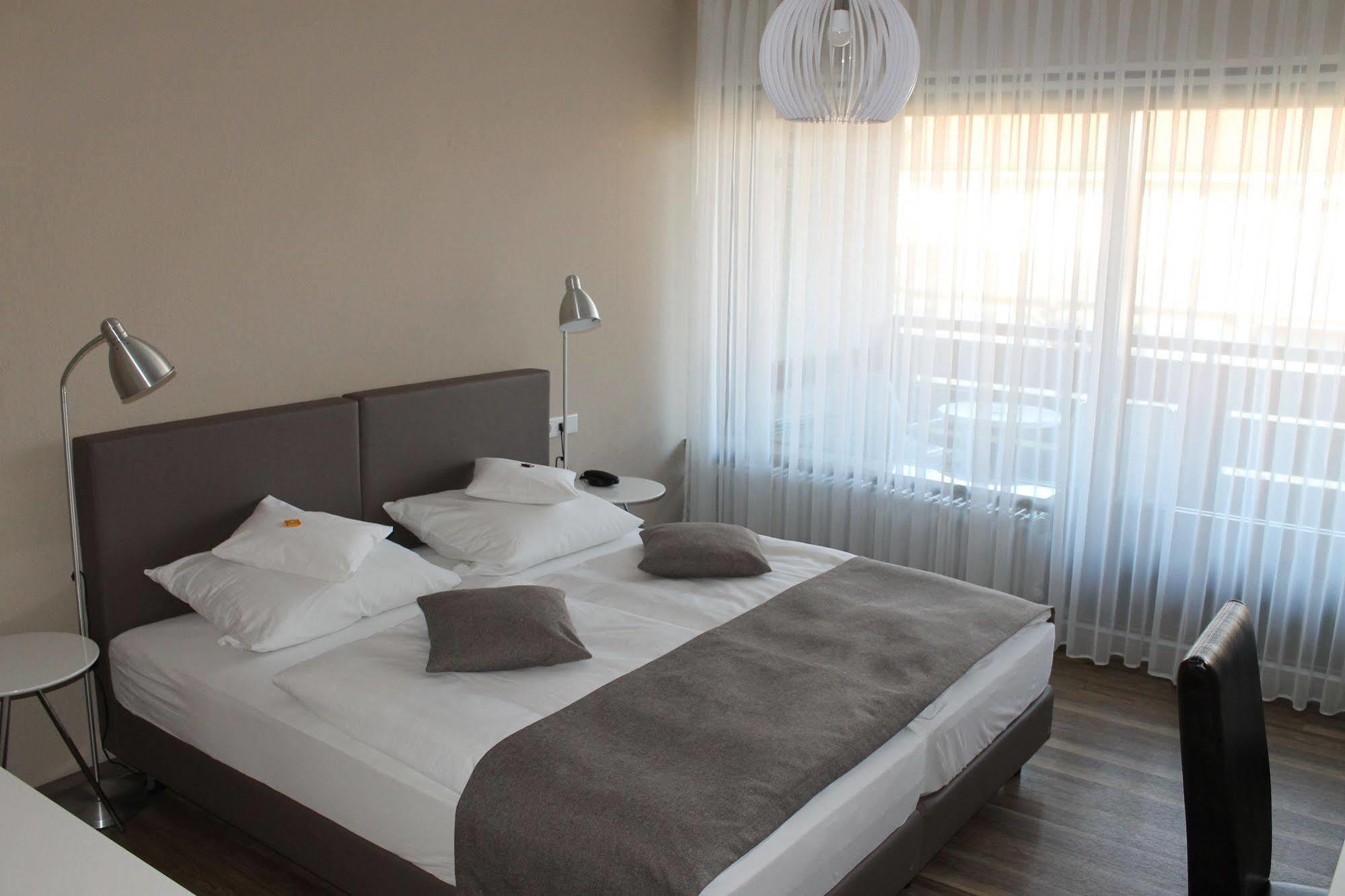 Hotel Garni Bellevue Bad Füssing Zewnętrze zdjęcie